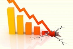 خبير اقتصادي : هذه حقيقة الإشادات الوهمية لاقتصاد مصر المنهار