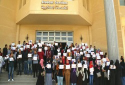 مظاهرة طلابية بجامعة مصر.. خرجوا "أحمد الخطيب" يتعالج