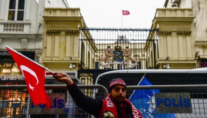 "السويد" و"الدنمارك" تصعدان مع تركيا