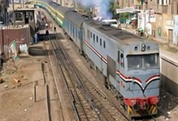 تأخر قطارات الصعيد بسبب توقف حركة السير ساعتين في طما