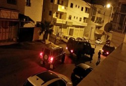 حملة اعتقالات إسرائيلية تطال 36 فلسطينيًا من الضفة والقدس