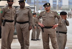 في عهد السيسي: سعوديون يطلقون النار على مصري ركن سيارته بجوارهم