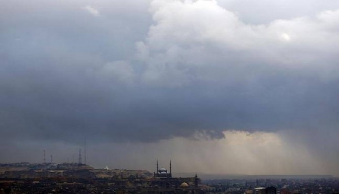 الأرصاد : انخفاض الحرارة ونشاط الرياح مستمر .. وسقوط أمطار شمالا