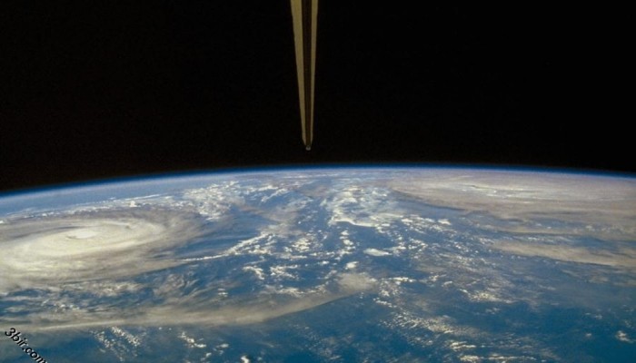 سبيس إكس تخطط لنقل الإنترنت إلى الفضاء