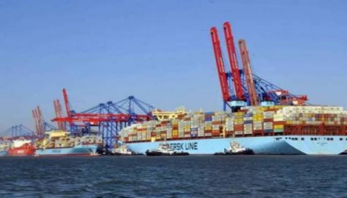 تحذيرات من كارثة اقتصادية بعد انسحاب أكبر تحالف دولي لـ"الشحن" من مصر