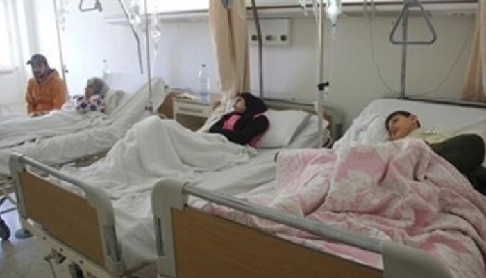 تسمم أكثر من مائة طالب من وجبات العسكر الفاسدة بمدارس السويس وأسوان