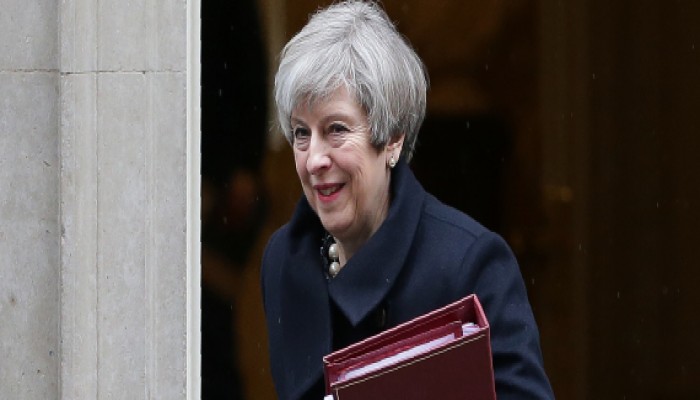 رئيسة وزراء بريطانيا كانت داخل البرلمان وقت وقوع الاعتداء