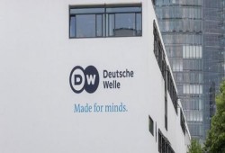 دويتشه فيله الألمانية "DW" ترد على تقارير وسائل إعلام الانقلاب وتصفها بالسخافات