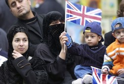 مسلمو بريطانيا يجمعون التبرعات لضحايا هجوم "ويستمنستر"