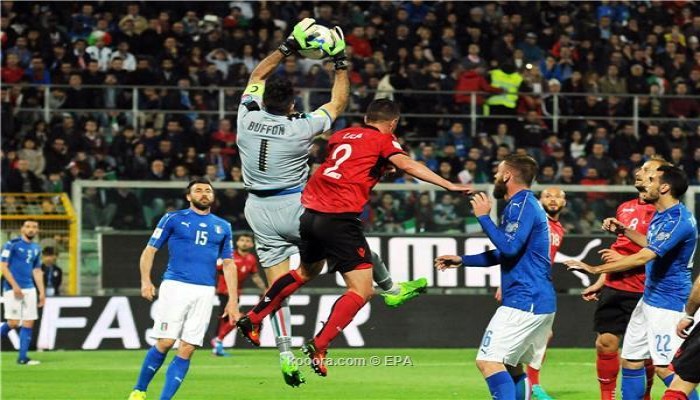 إسبانيا وإيطاليا يتمسكان بصدارة المجموعة .. وبوفون يصنع مجداً