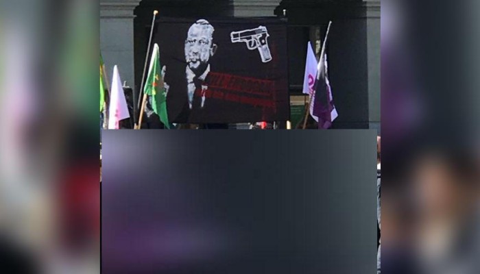في سويسرا .. لافتة تدعو لقتل أردوغان