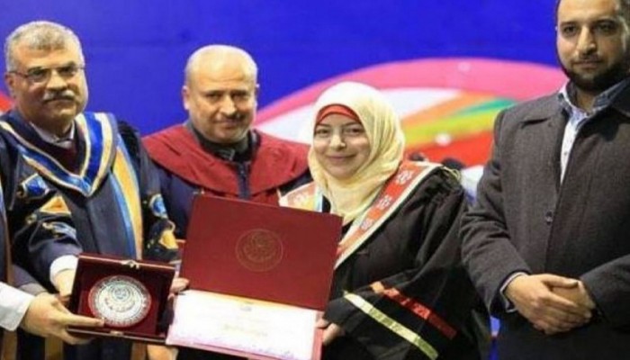 زوجة فقها تطالب أهالي الضفة وغزة بالرد على اغتياله