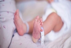 هاشتاج "إعدام مغتصب الرضيعة" يتصدر تويتر