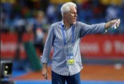 مدرب الكاميرون يطلب مليون و500 ألف دولار سنويا لقيادة الزمالك