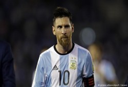 إيقاف ميسي أربع مباريات في تصفيات المونديال