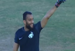 حارس مرمى "البلدية" يحرز هدفا قاتلا يقرّب فريقه من الممتاز (فيديو)