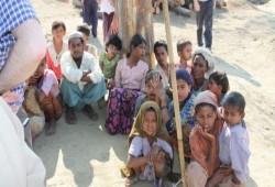 قائد الأقلية المسلمة الروهنجية: لا نعيش حياة البشر