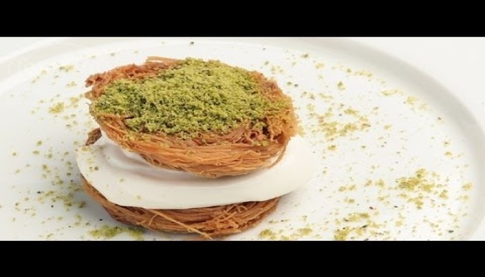 هناكل إيه النهارده : العثملية بالقشطة (فيديو)