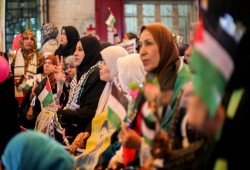 وقفة في غزة تضامناً مع المعتقلين في السجون الإسرائيلية