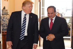 كاتب صهيوني : الزعماء العرب يحجون للبيت الأبيض