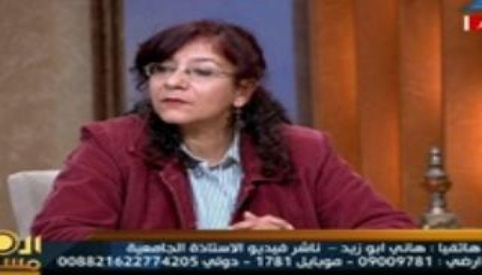 أستاذة جامعية تتحصل على دورات "رقص" بالخارج على نفقة الدولة (فيديو)