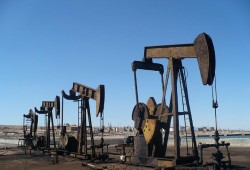 الانقلاب يحصد ثمار بيع "تيران وصنافير" بالحصول على بترول الكويت