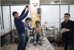 سوري يستغل ذكاءه للنجاة من الموت بالغازات السامة في خان شيخون