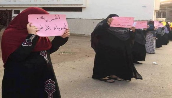 أهالى شربين للانقلاب .. " شردتونا "