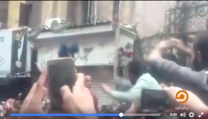 مسيحيون بالإسكندرية يهتفون ضد السيسي عقب التفجير (فيديو)