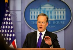 البيت الأبيض: احتمال ضربات جديدة على سوريا قائم