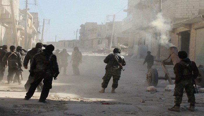 اشتباكات عنيفة بحلب وروسيا تهدد بردع فوري