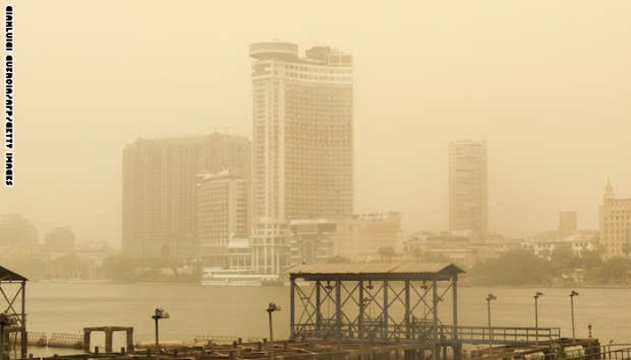 موجة من الطقس السيئ تضرب محافظات مصر