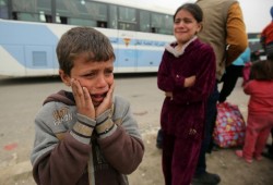 معارك شرسة بالموصل والمحاصرون يأكلون لحوم القطط