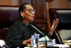 مقتل أول قاضية أمريكية مسلمة