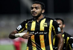 اتحاد جدة يكرم كهربا بمنحه شارة القيادة في مباراة القادسية