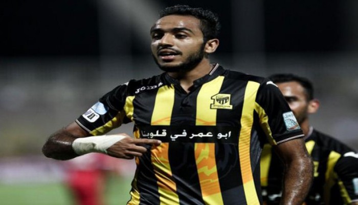 اتحاد جدة يكرم كهربا بمنحه شارة القيادة في مباراة القادسية