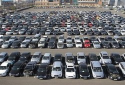 سوق السيارات ينتقل من مرحلة «الركود» إلى «البيع بالخسارة»