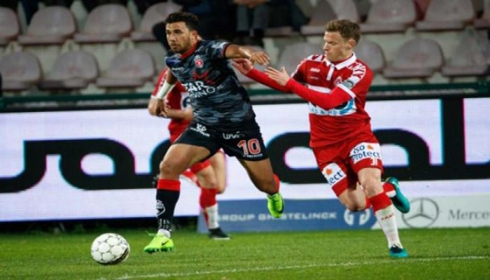 تريزيجيه يسجل أول "ثنائية" أوروبية ويقود موسكرون لفوز كبير على روزلار