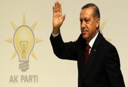 أردوغان يعود لرئاسة العدالة والتنمية