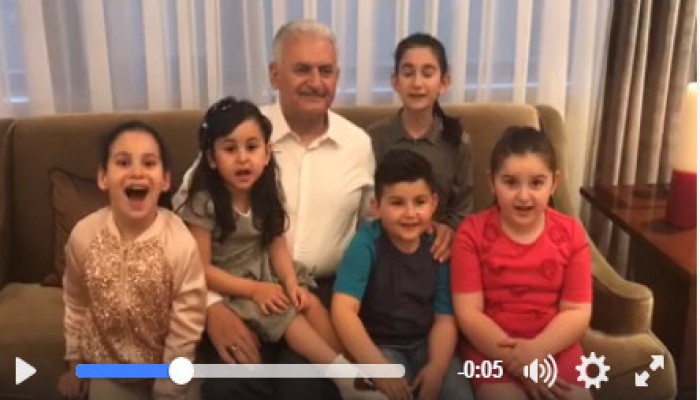 يلدريم يدعو أنصار حزبه للاحتفال بفيديو وسط أحفاده