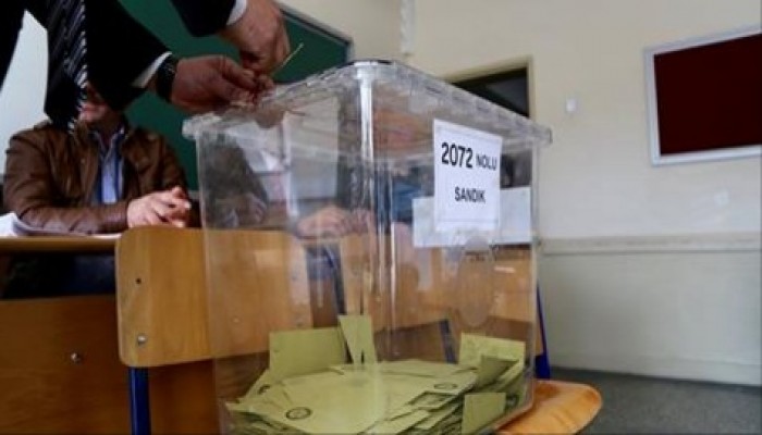 أردوغان يهنئ الأتراك بالفوز الـ12 لحزب "العدالة والتنمية"