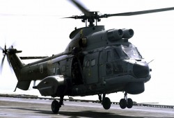 مقتل 12 عسكريا سعوديا في تحطم مروحيتهم باليمن