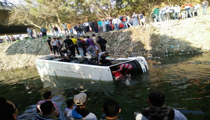 انقلاب أتوبيس مدارس بترعة المنصورية