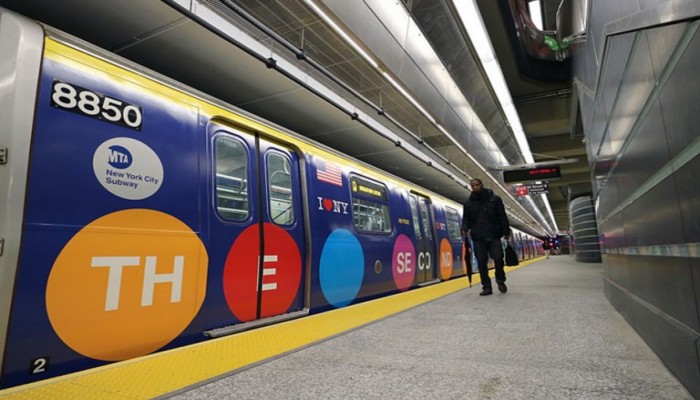 صورة لأم مسلمة وزوجين يهوديين بنيويورك تثير الجدل