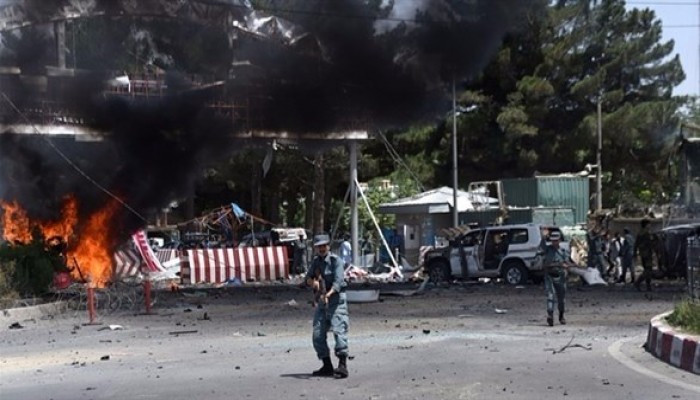 140 قتيلًا في هجوم على قاعدة عسكرية أفغانية