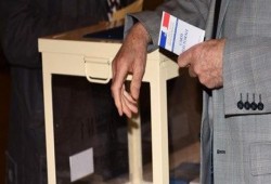 تواصل التصويت للرئاسية الفرنسية وسط إقبال متوسّط