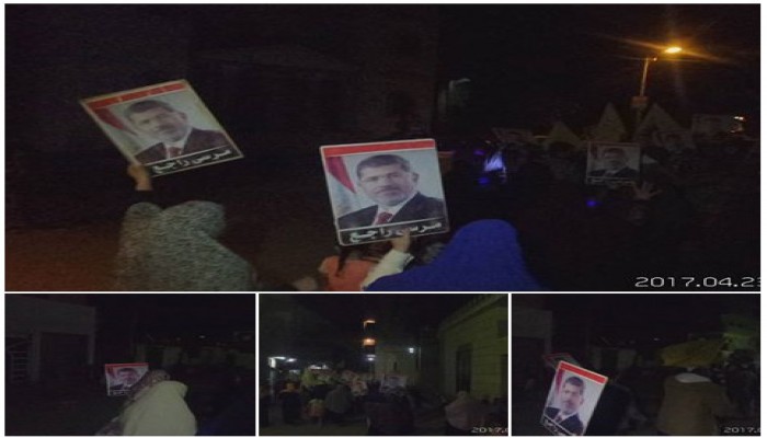 أهالي قرية الرئيس مرسى ينتفضون بمسيرة ليليه