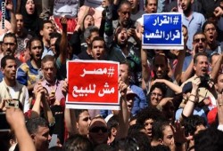 بعد زيارة السيسي للسعودية .. تشريعية "نواب الانقلاب" تجمد مناقشة "تيران وصنافير"