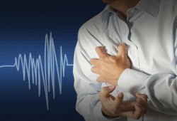 ألم الصدر .. متى يكون خطيرا ؟