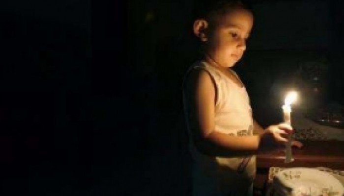 تحذيرات من "كارثة إنسانية" بغزة بسبب استمرار أزمة الكهرباء